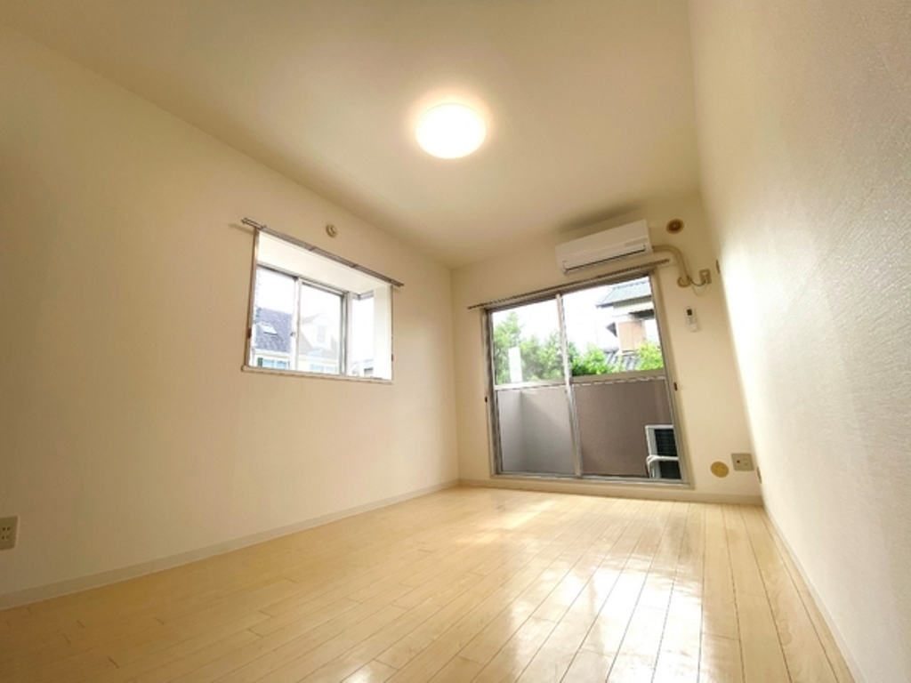 グランデール栄B棟 201号 洋室