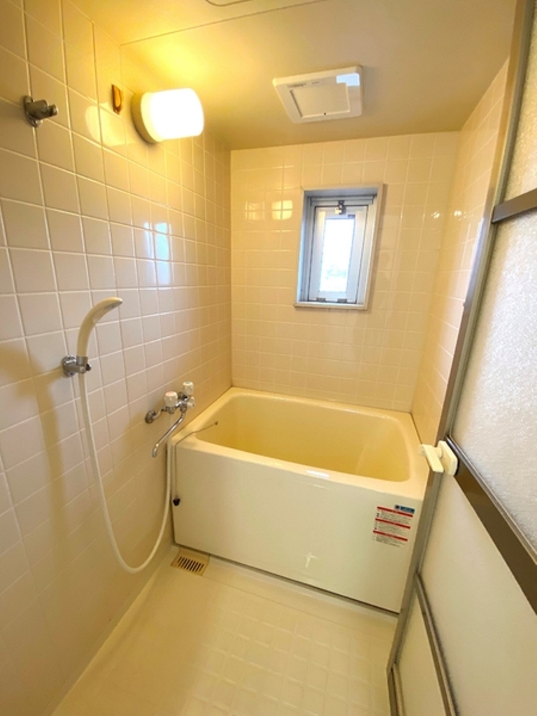 グランデール栄B棟 201号 浴室