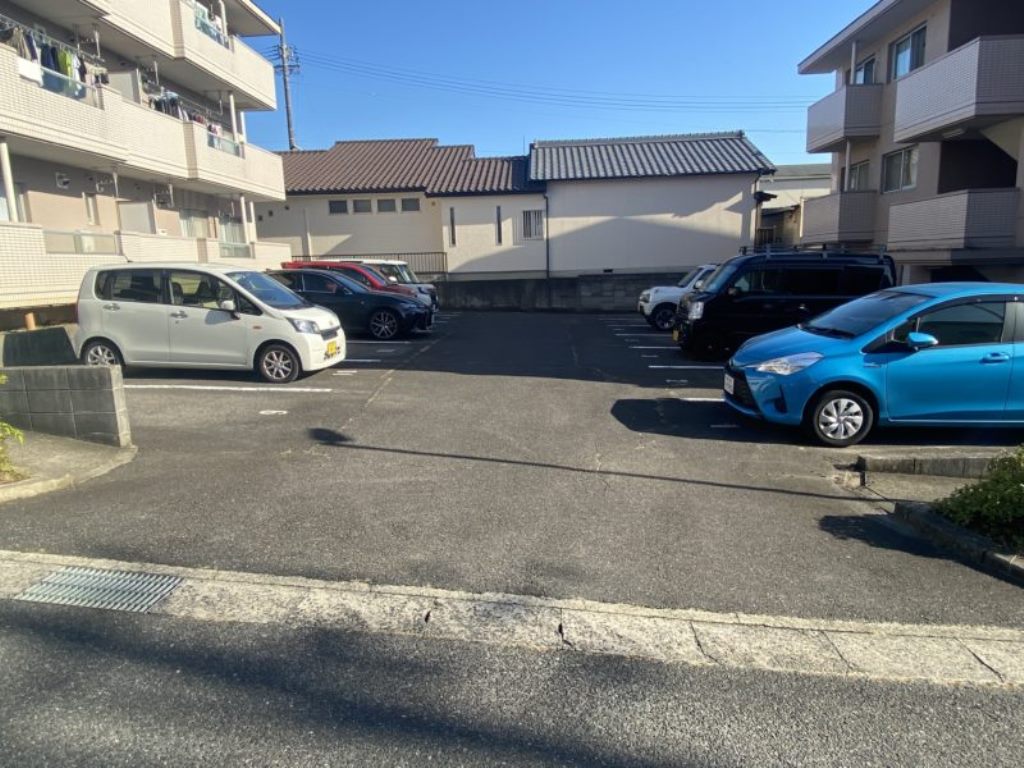 グランデール栄