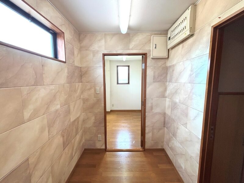 豊田市千足町10丁目　中古戸建