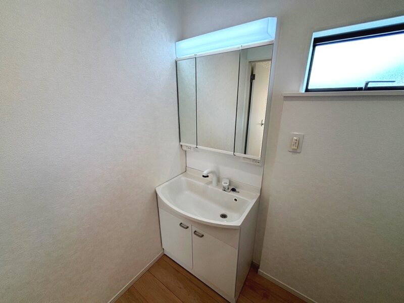 豊田市配津町前屋敷