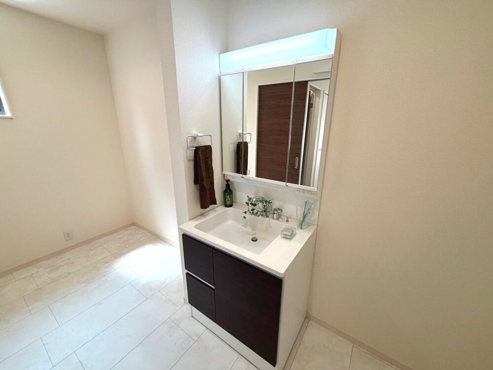 豊田市広川台小学校前