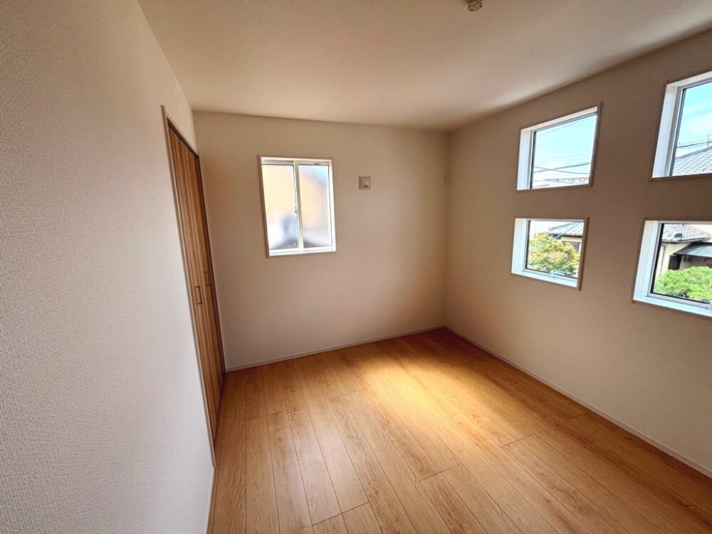 瀬戸市八幡台3丁目