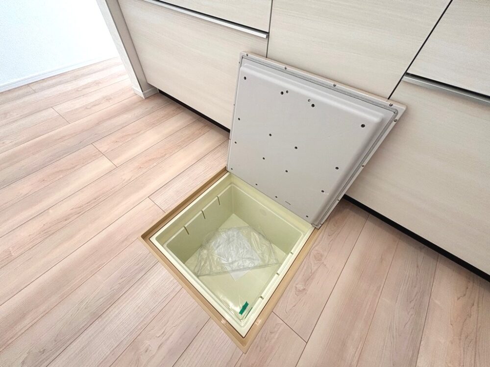 豊田市小坂町10丁目