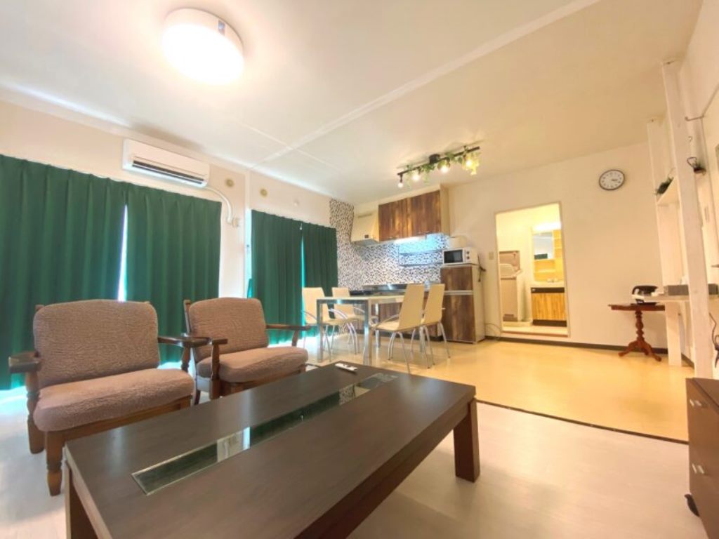 グランデール栄B棟　102　リビング